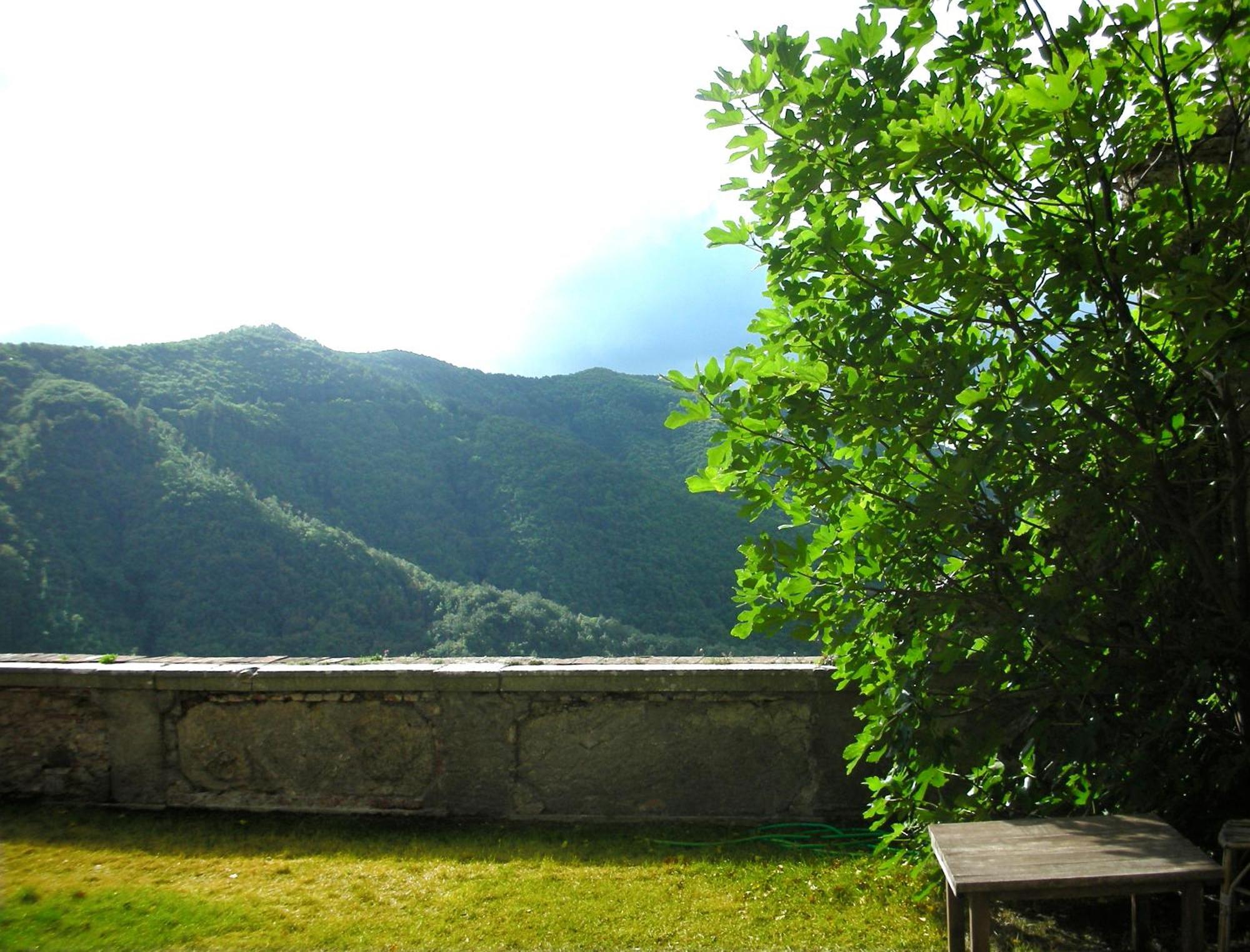 فندق Castello Malaspina Di فوسدينوفو المظهر الخارجي الصورة